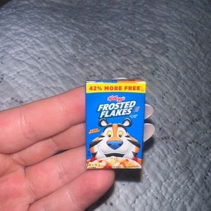 Mini Brands Kellogg’s Frosted Flakes Miniature Toy